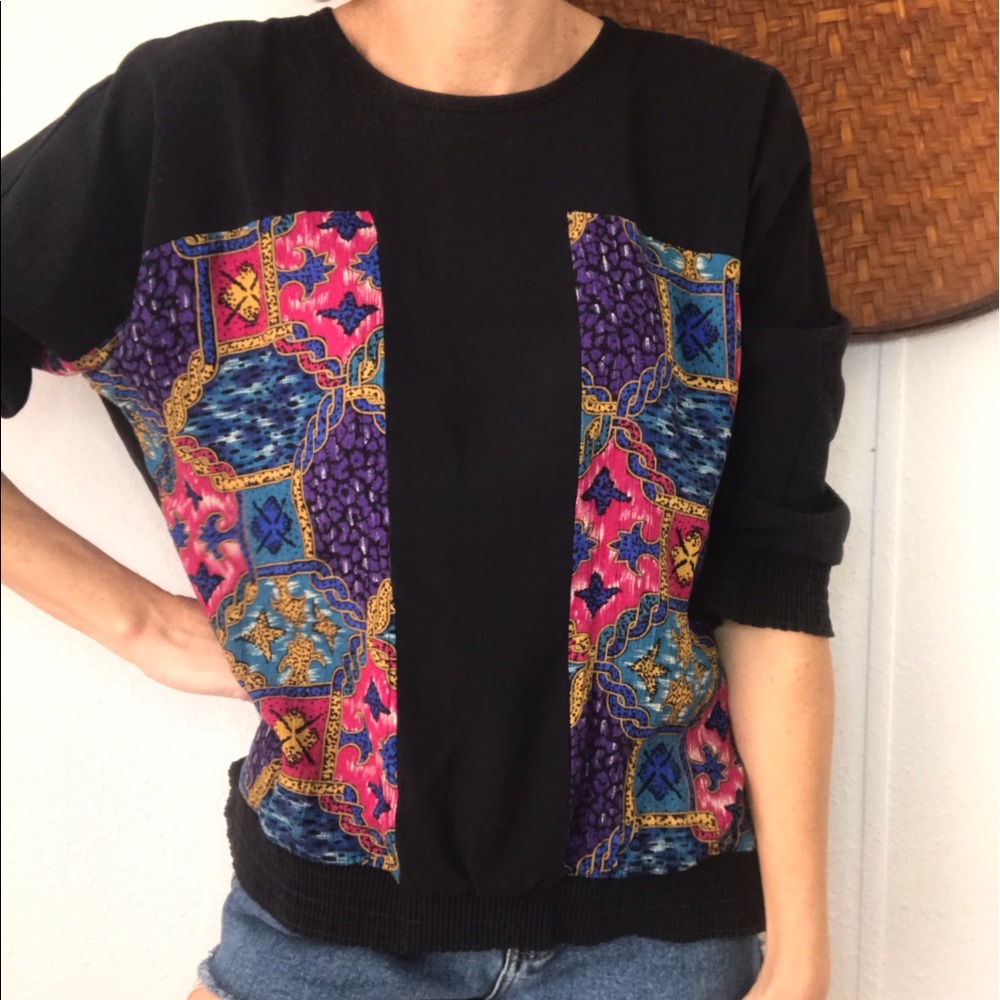 💐Cute VTG statement blouse